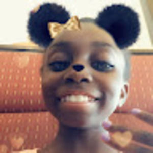 Meet your Posher, Nahla